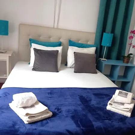 Charm Discovery Braul