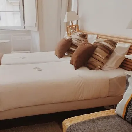 Charm Discovery Braul * Lisbona